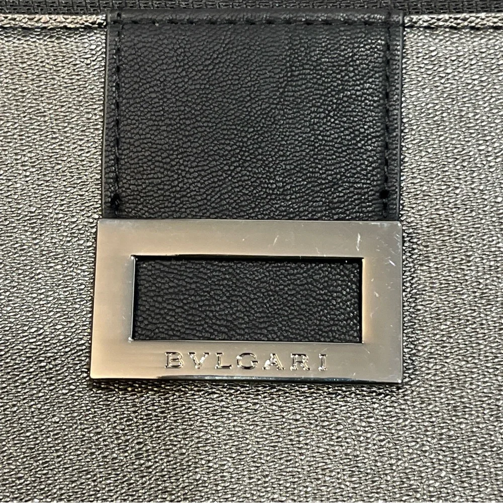 BVLGARI Zip Close Makeup Bag Travel‎ Toiletries Silver Gray Sparkle